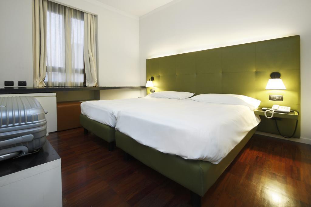 Monopole Hotel Milan