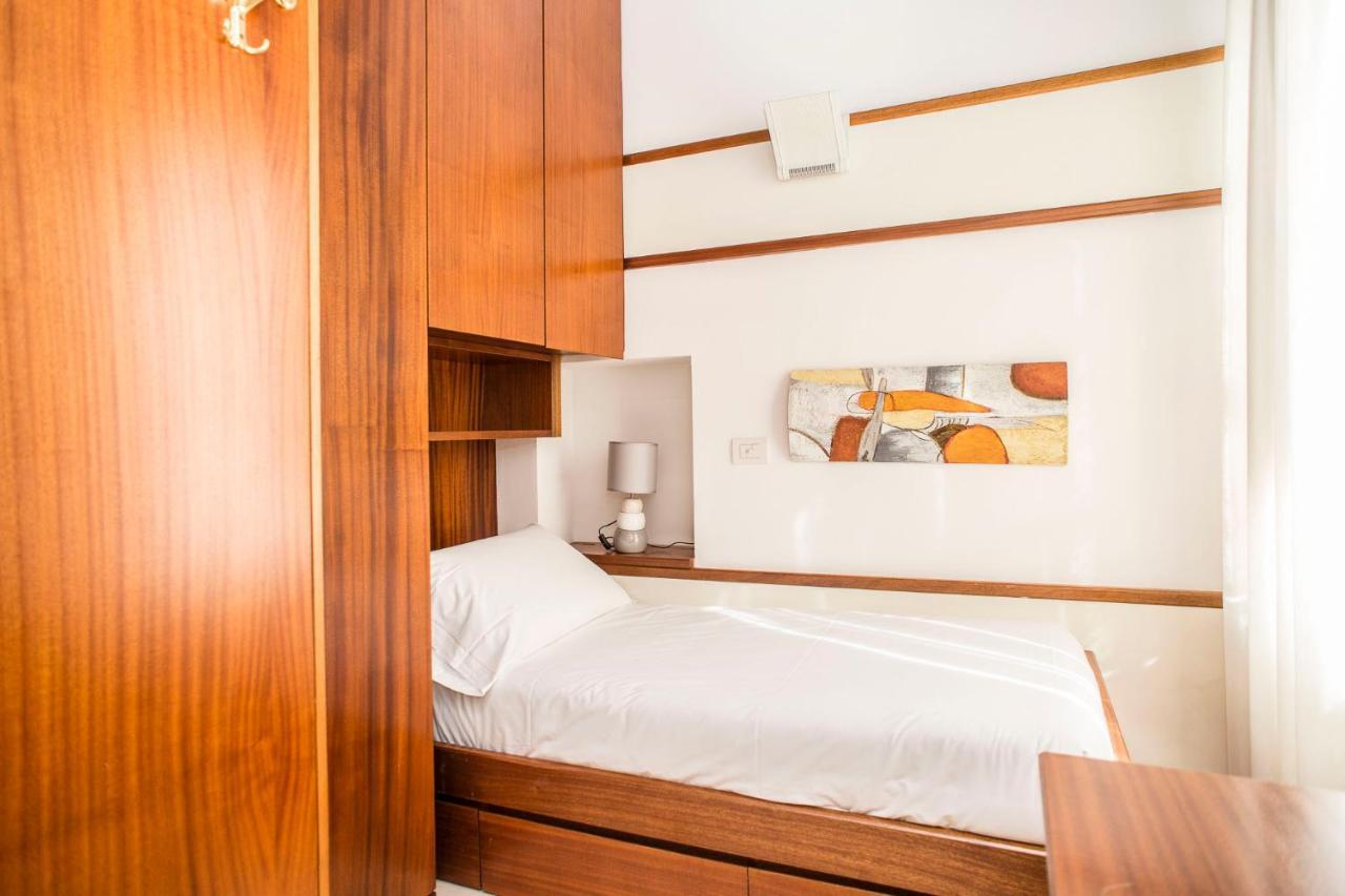 Apartamento Living - Via Fiori Chiari 26