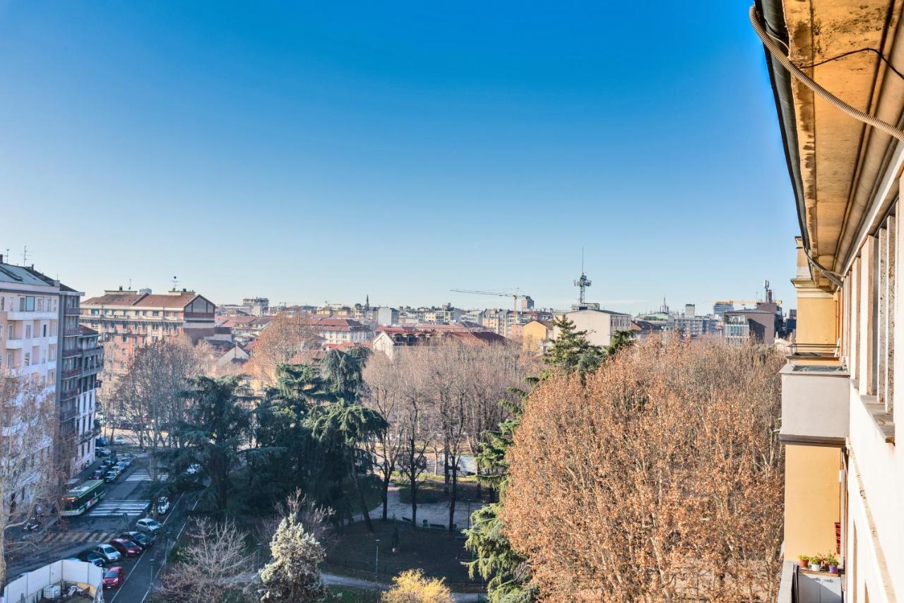 Viale Argonne 3 - *