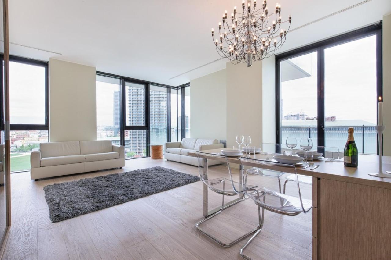 Stylish Elegant In Torre Solaria With Exclusive Milan's View * Milano