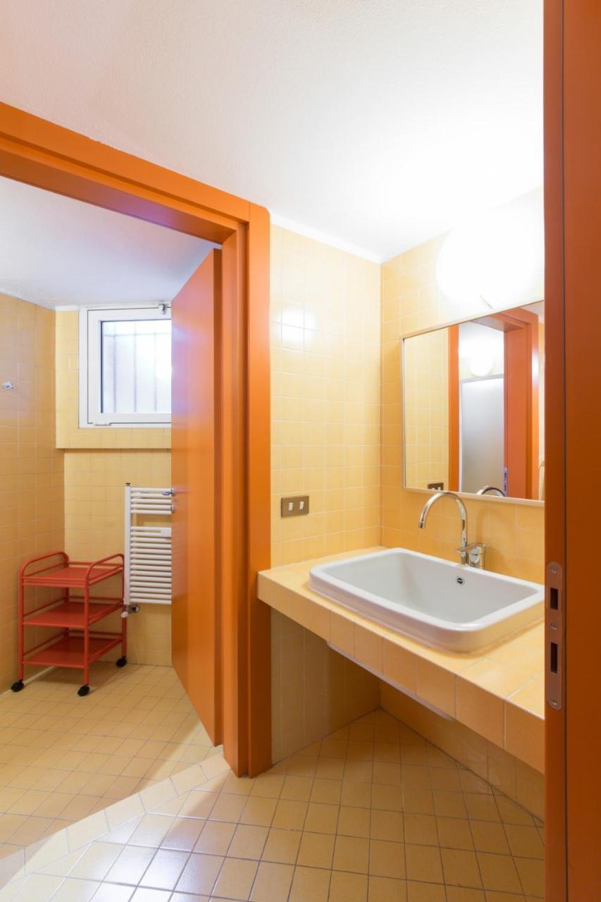 Loft In Navigli District With Jacuzzi & Sauna - Papiniano Apartment