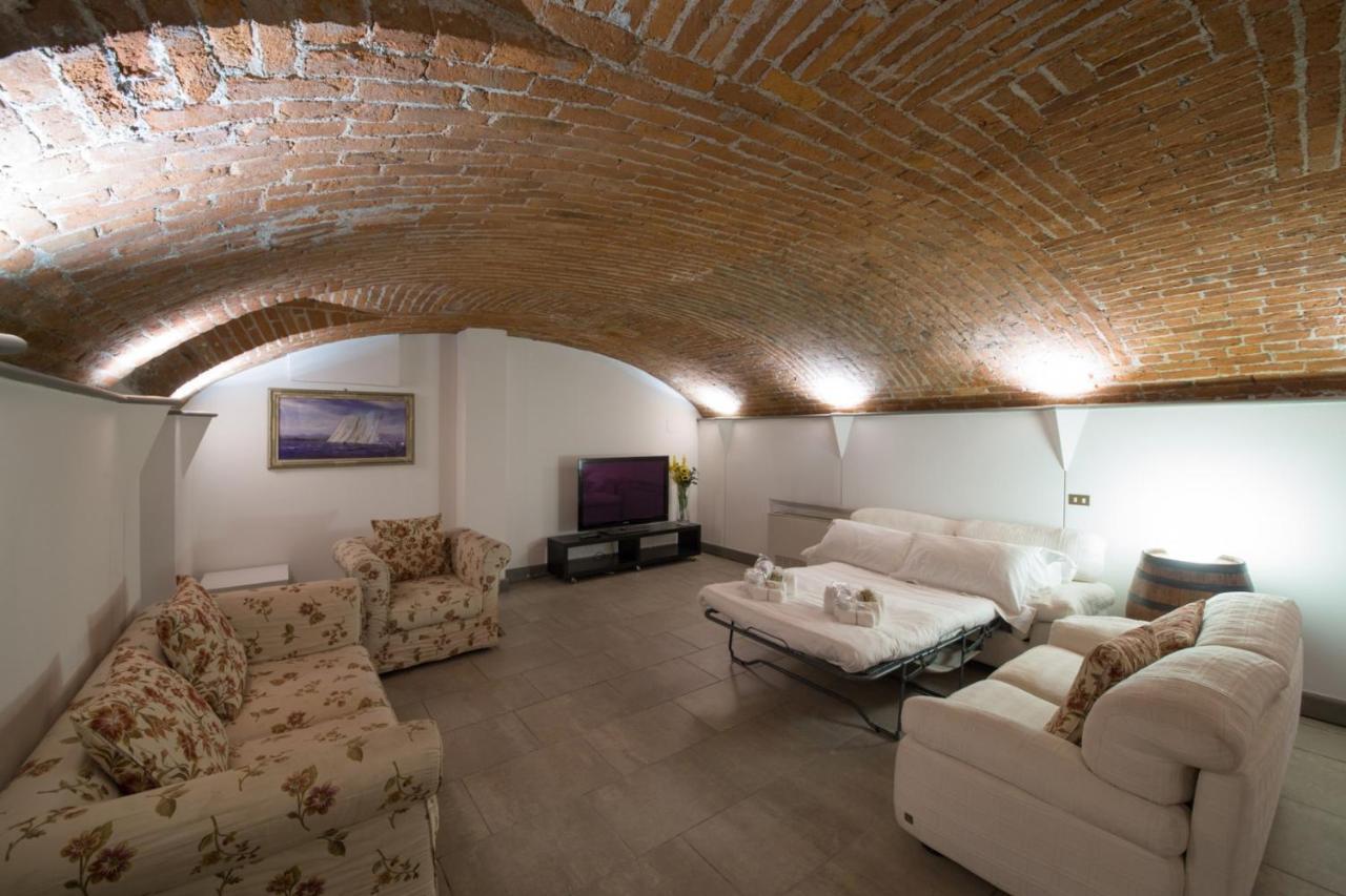 Loft In Navigli District With Jacuzzi & Sauna - Papiniano Apartment