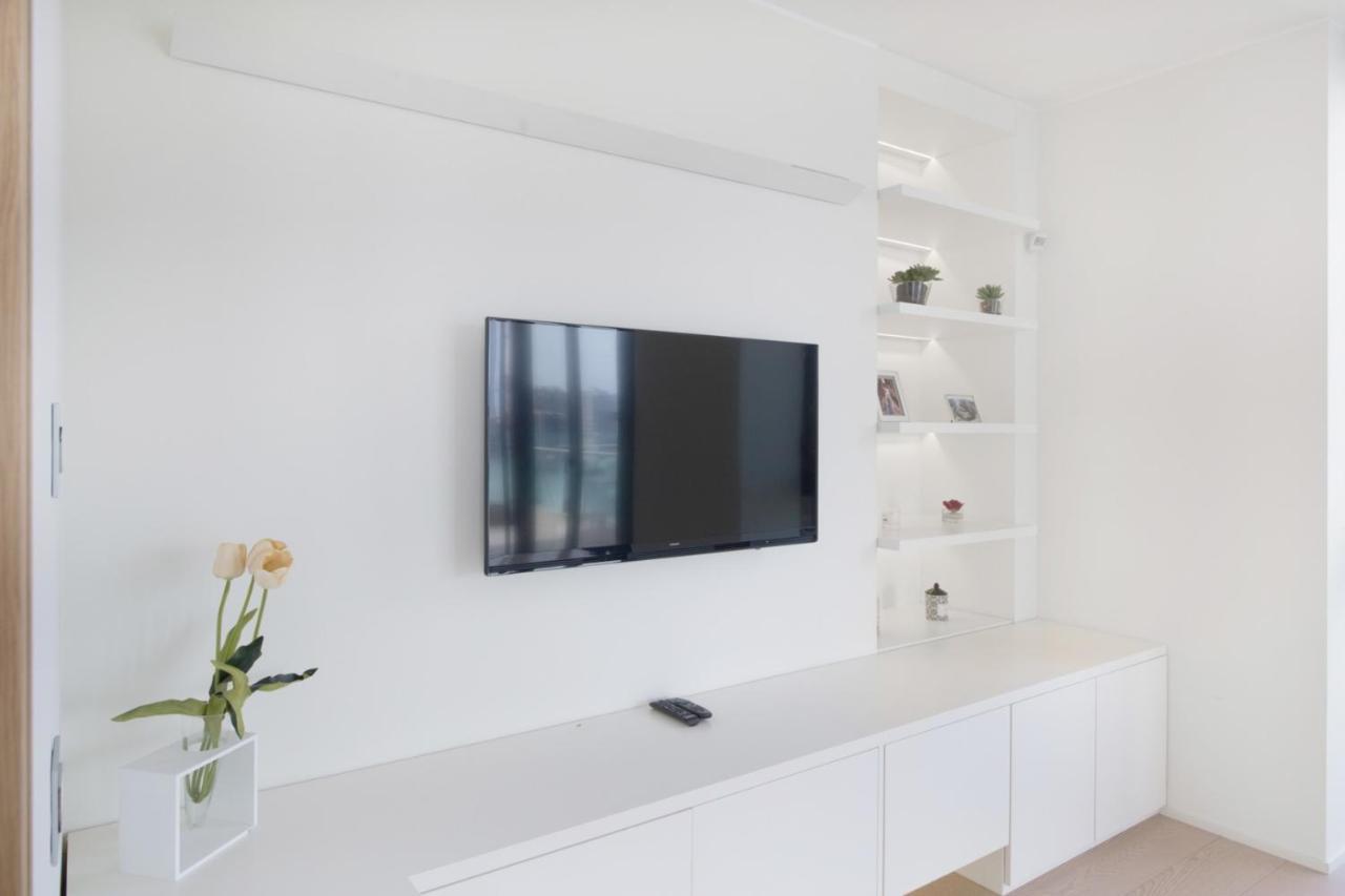 Apartment Stylish Elegant In Torre Solaria With Exclusive Milan's View Milan
