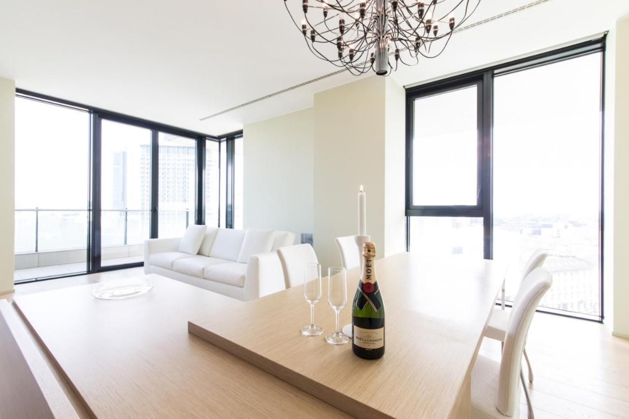 Apartment Stylish Elegant In Torre Solaria With Exclusive Milan's View *