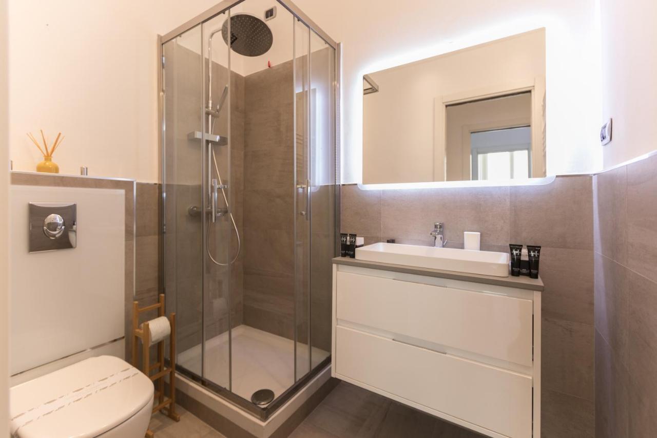 Hemeras Boutique Homes - Design In Center Apartment *