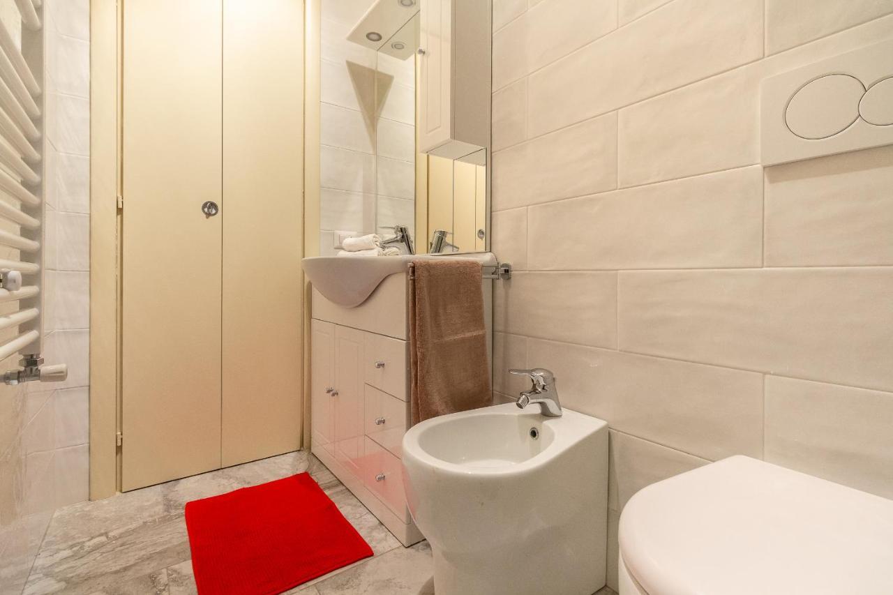 Alessia's Flat Savona Apartment *