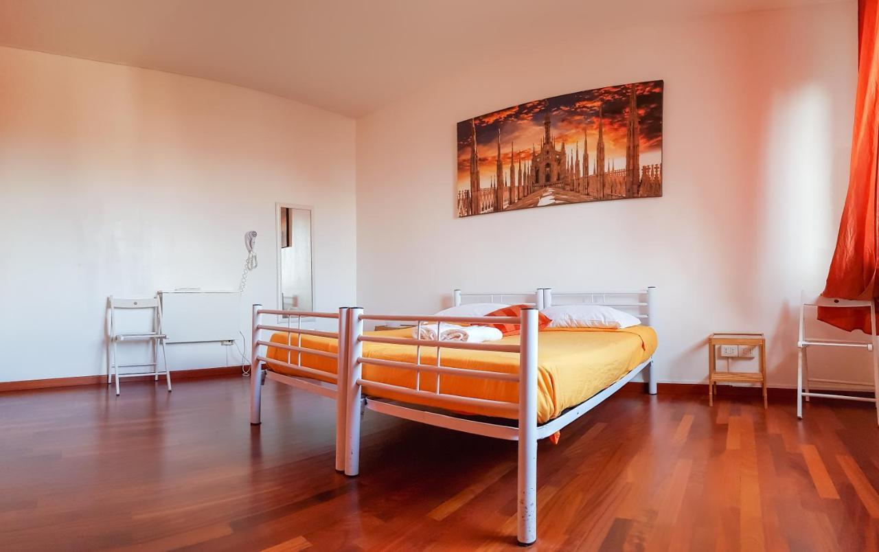 Foresteria Lombarda By Max Guest house