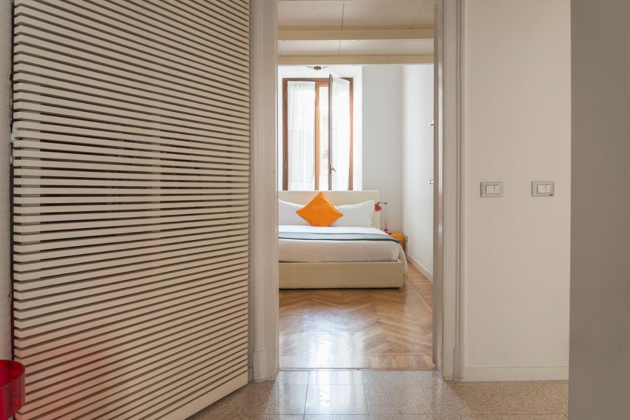 Apartment Heart Duomo Colonne Milan