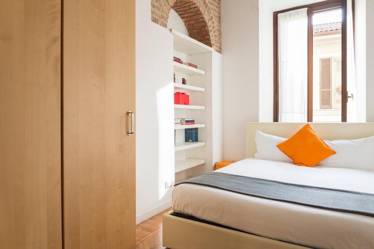 Apartment Heart Duomo Colonne Milan