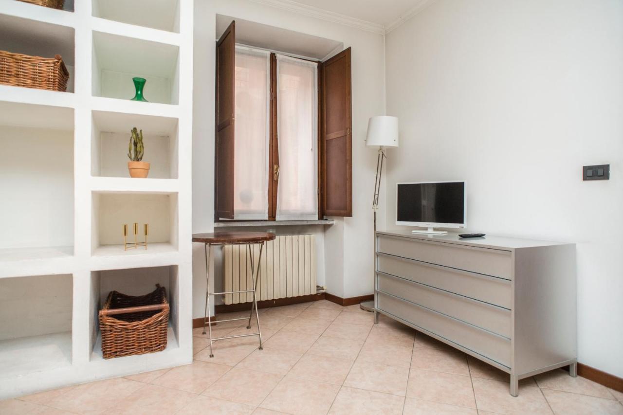 Apartment Living - Via Brera 23 Milan