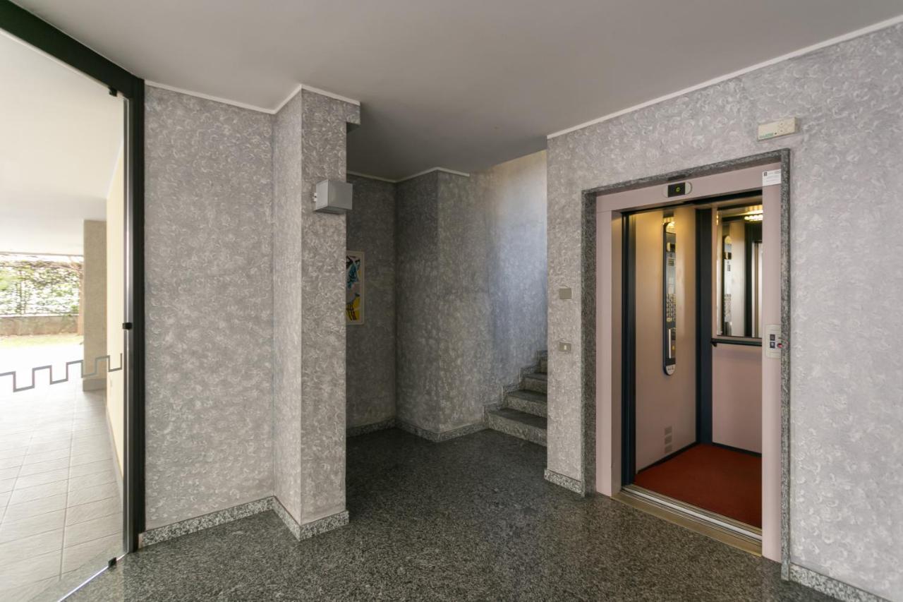 Apartment Bono Cairoli 27 - Turro, Luminosa Mansarda Open Space X2! Milan