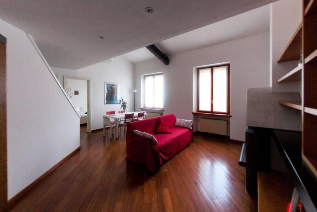 Apartment 39 Via Guglielmo Silva *
