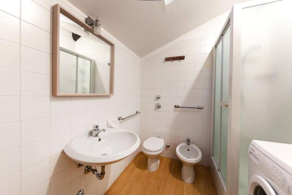 39 Via Guglielmo Silva Apartment Milan