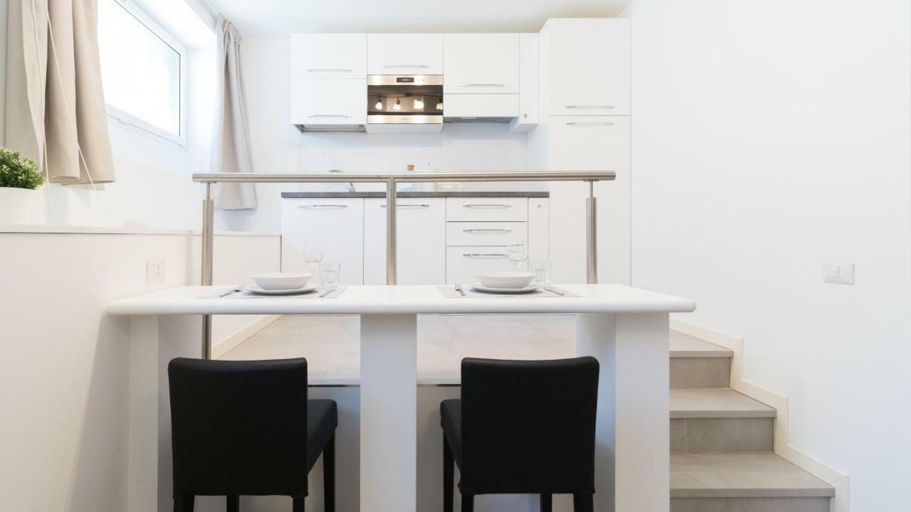 Italianway - Pellizzone 2a * Milan