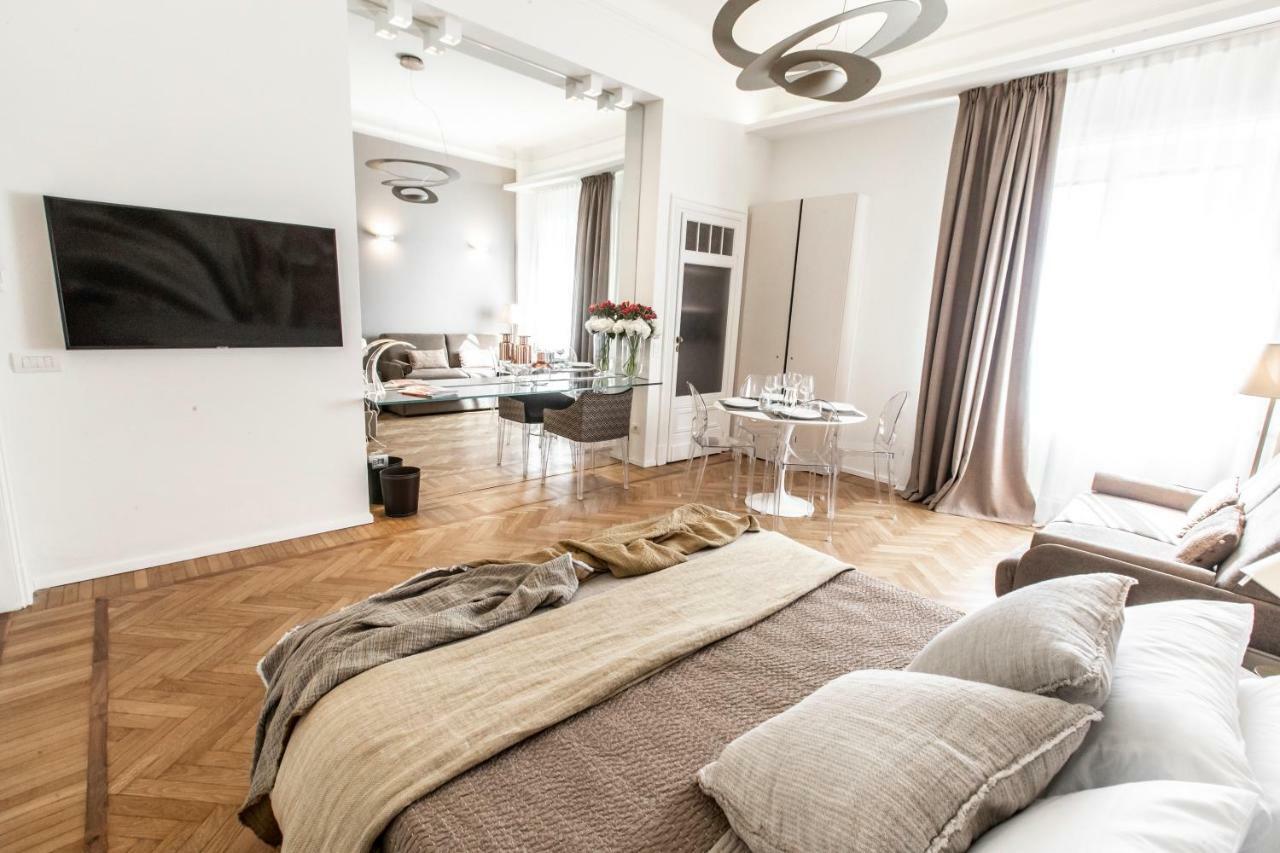 Apartment Duomo View Design Studio R&r Milan