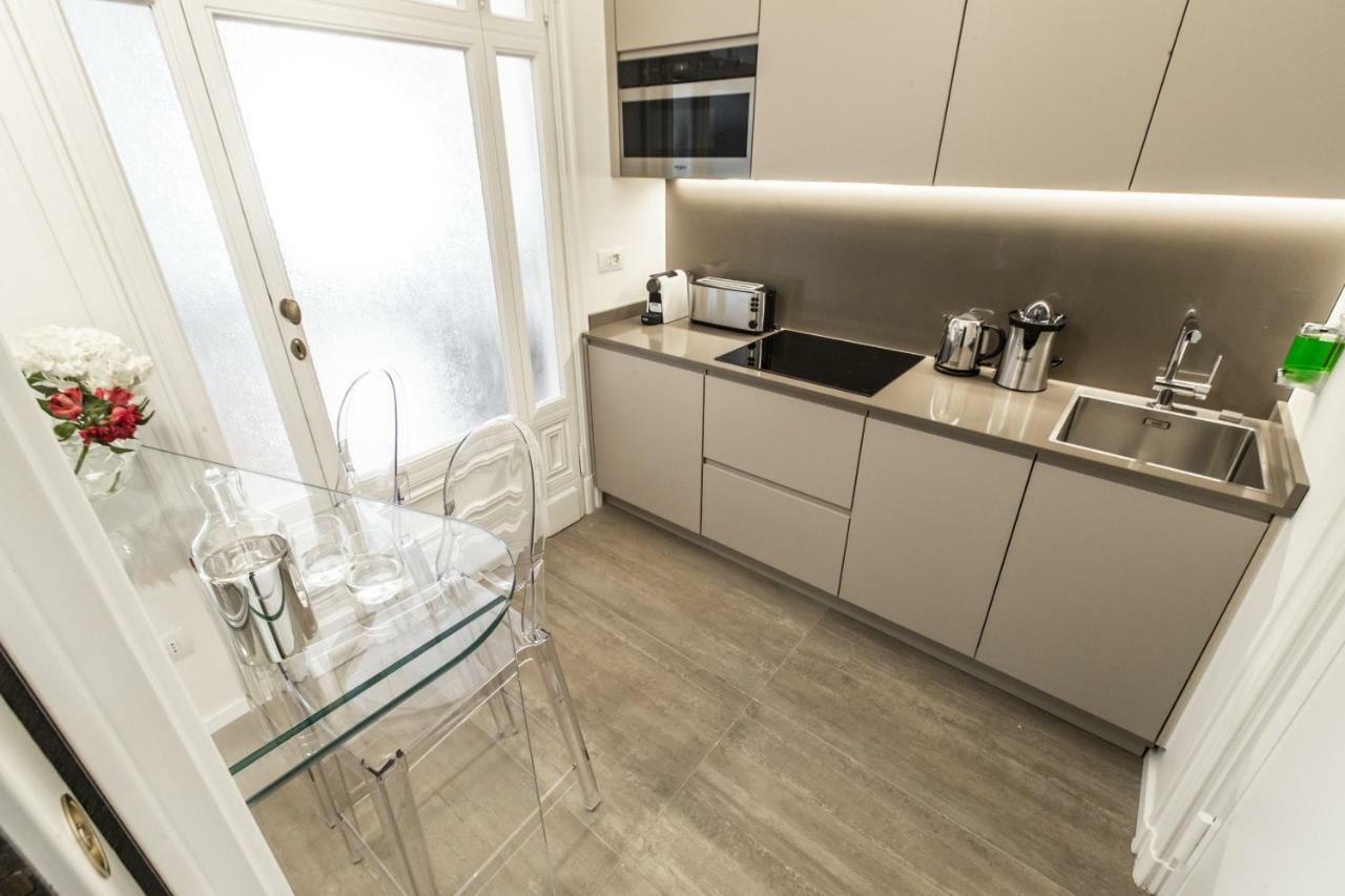 Apartment Duomo View Design Studio R&r *