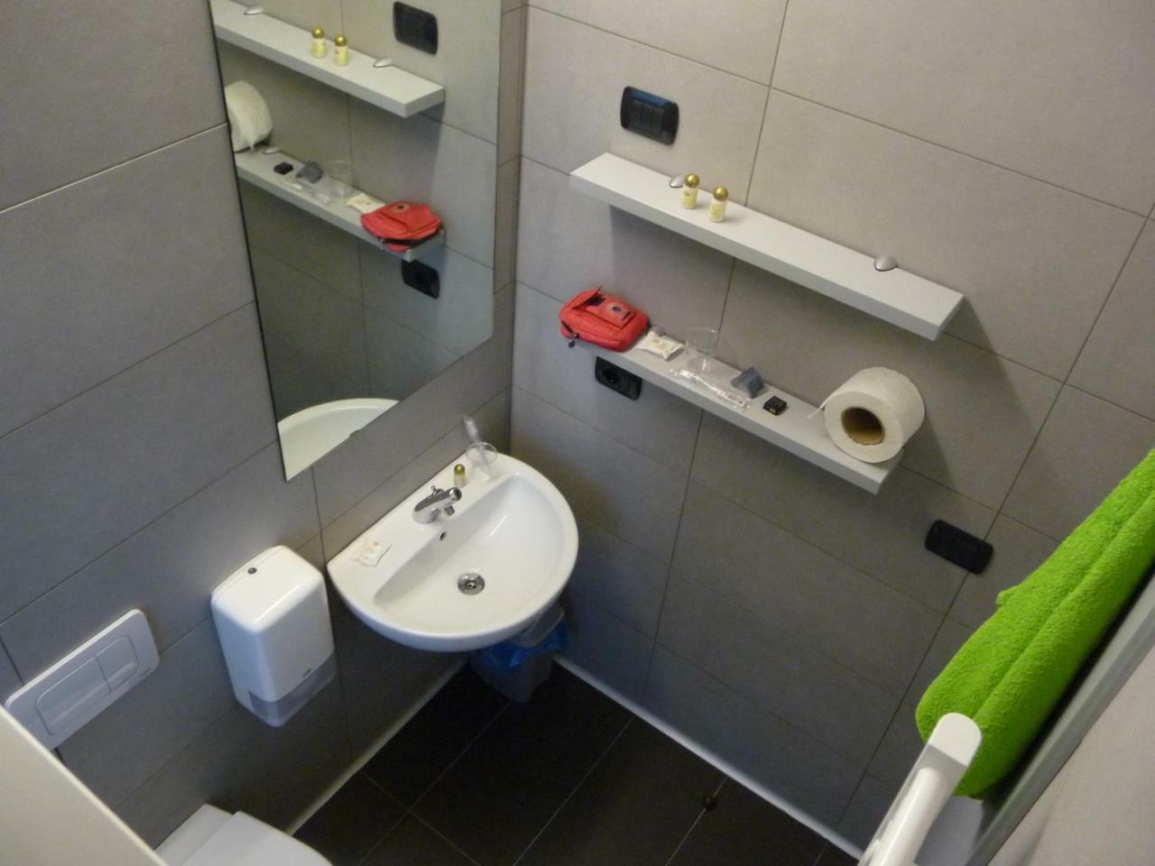Hostel Aig Di