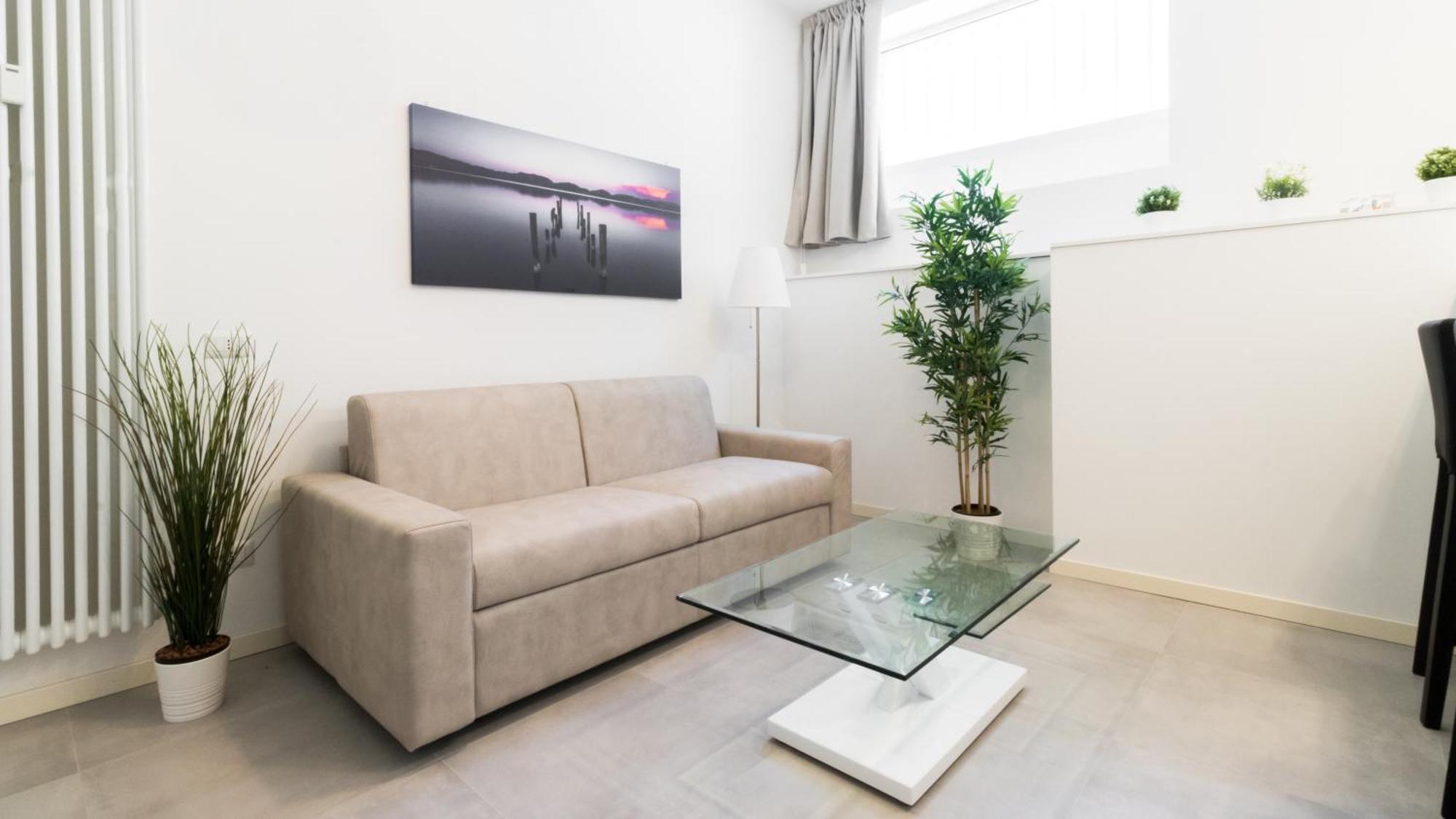Italianway - Pellizzone 2a * Milan