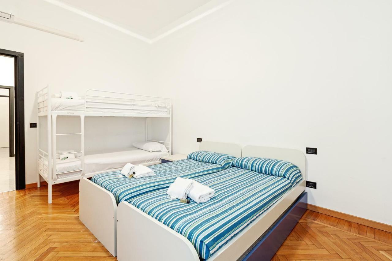 S. Maria Valle Roomy Flat Milan