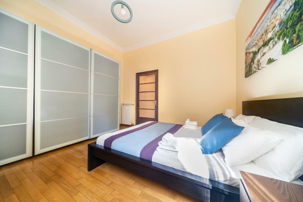 Premium Apartment *