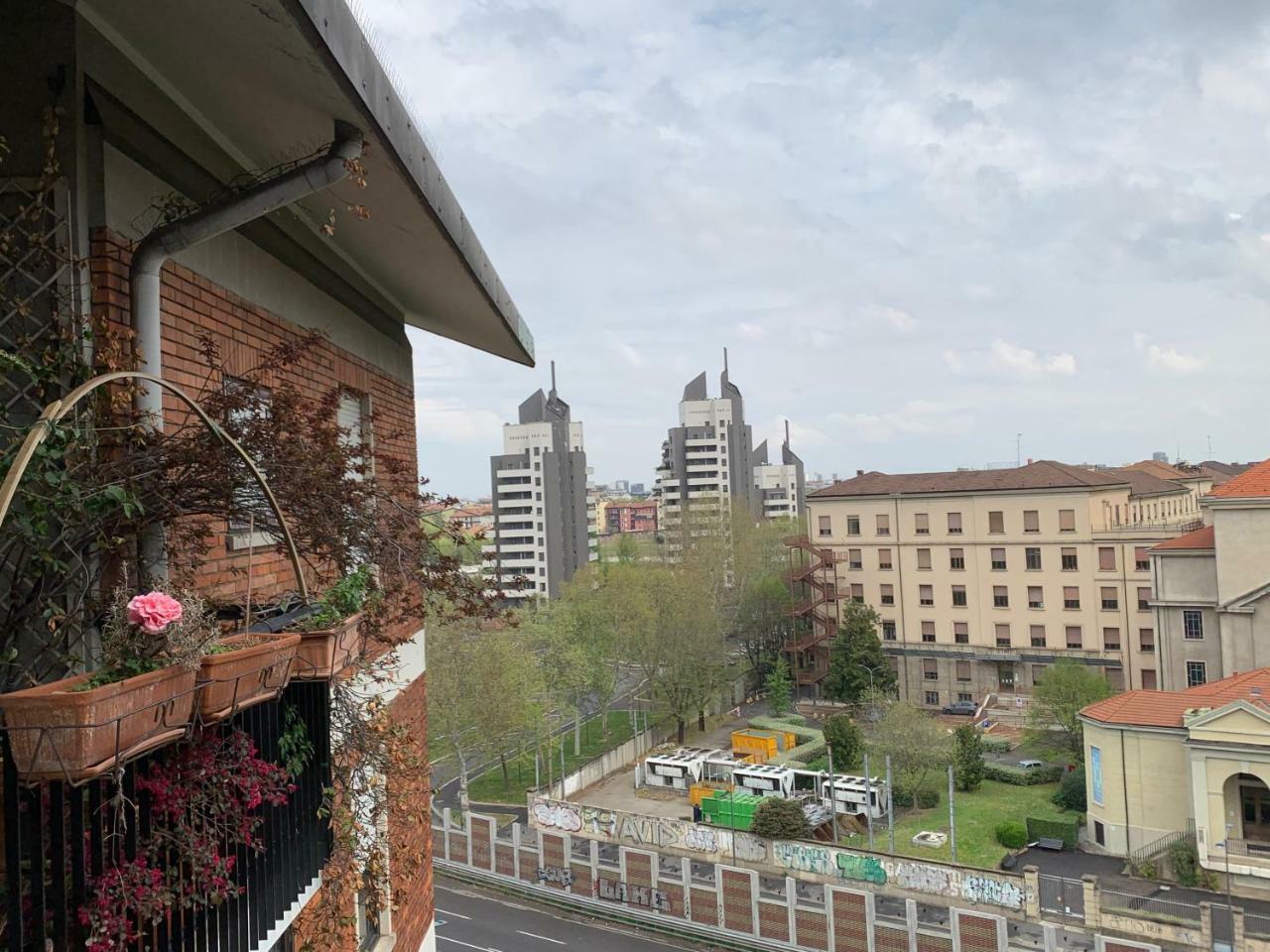 Apartment Kibilu - Fiera Milano, Vicinanze Rho, Linea Rossa Qt8 Milan