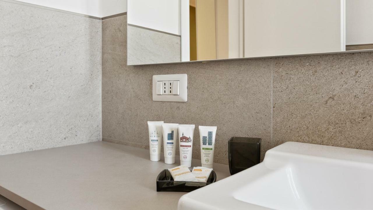 Apartment Italianway - Largo Allegri 4 Milan