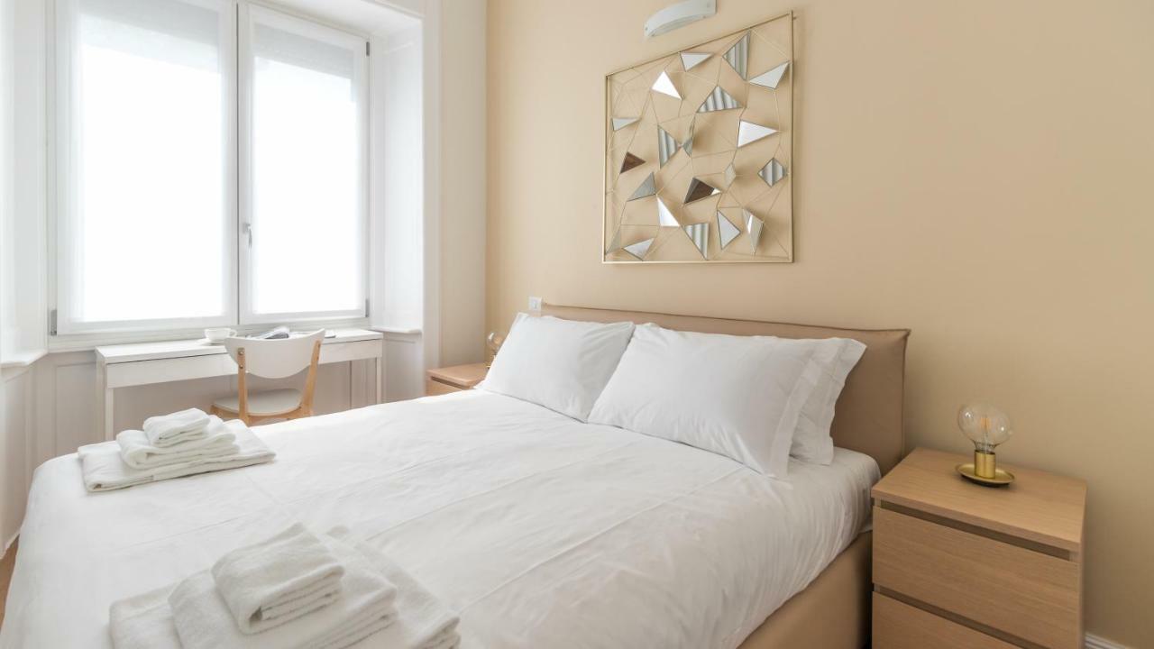 Italianway - Coni Zugna 17 * Milan