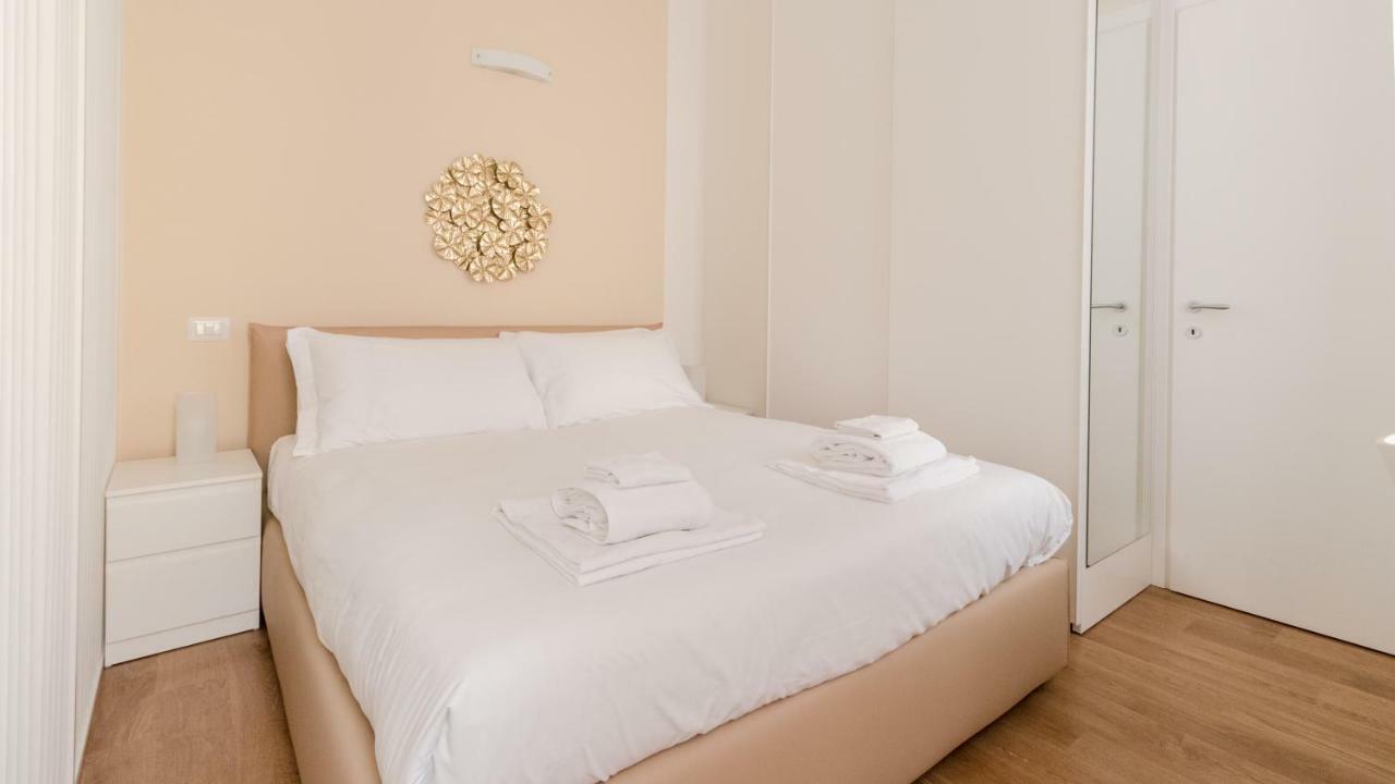 Italianway - Coni Zugna 17 * Milan