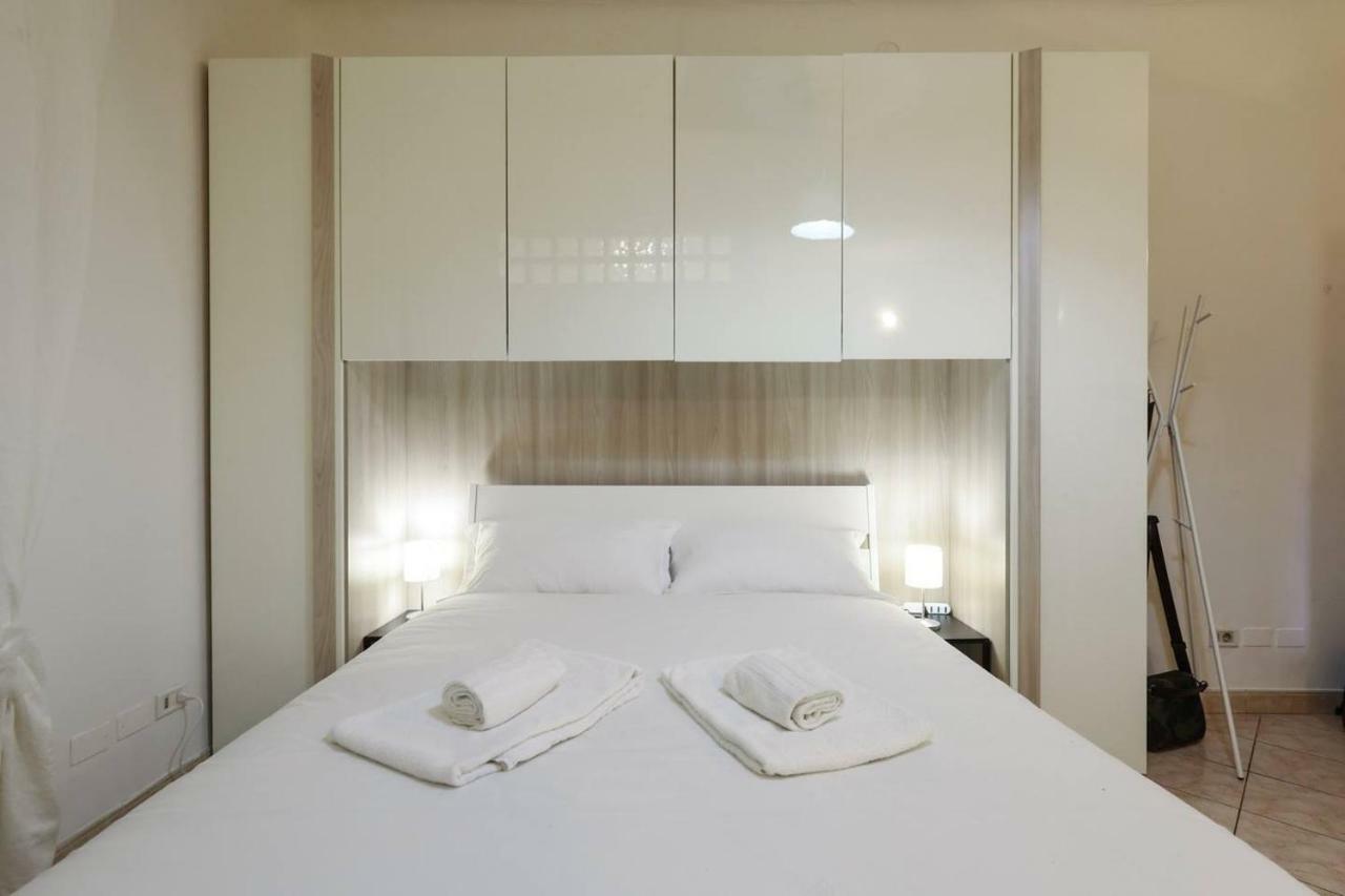 Pastrengo B Flat Apartment *