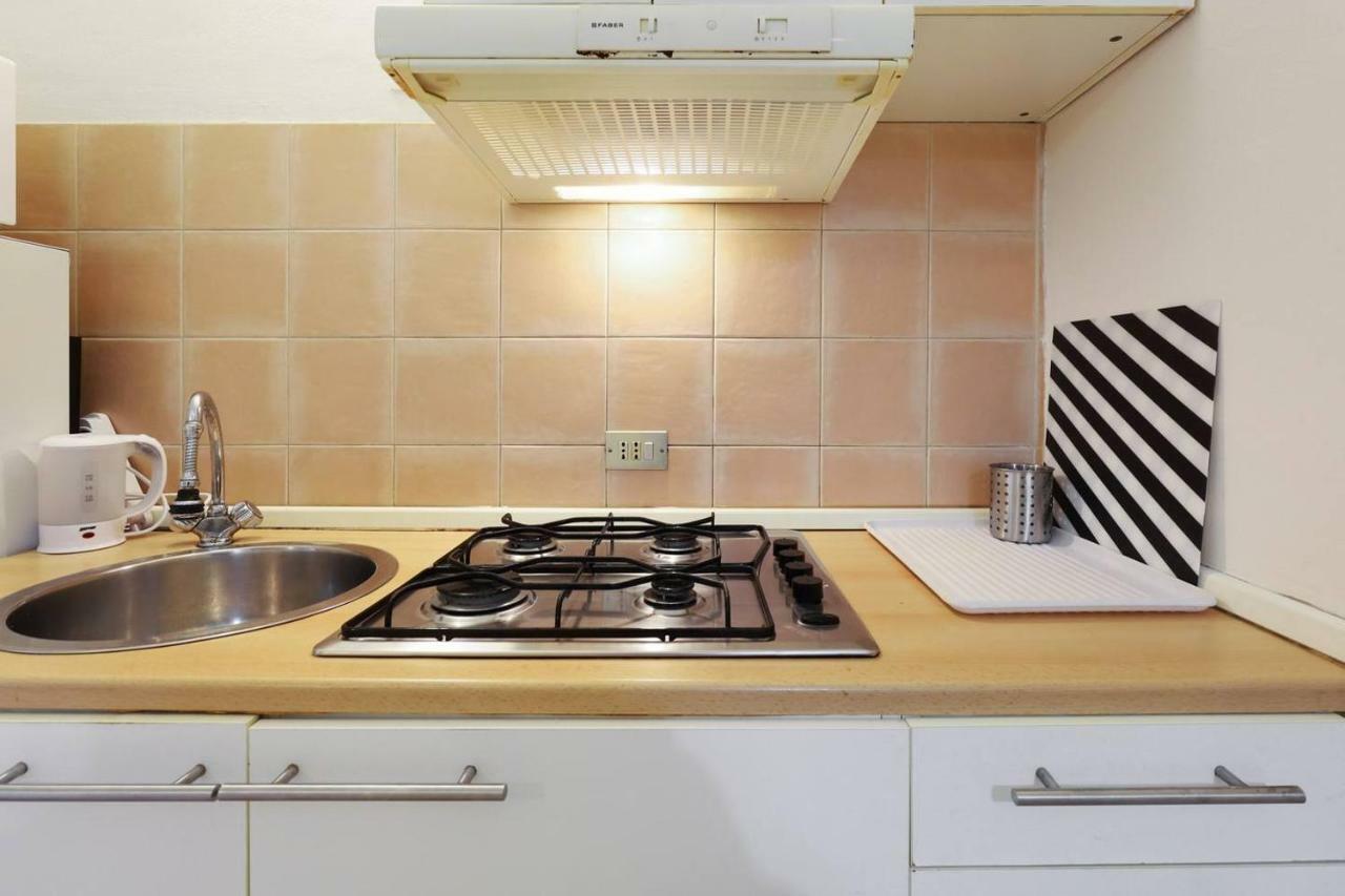 Pastrengo B Flat Apartment