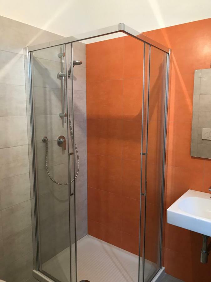 Feel@home Apartment+rooms * Milan
