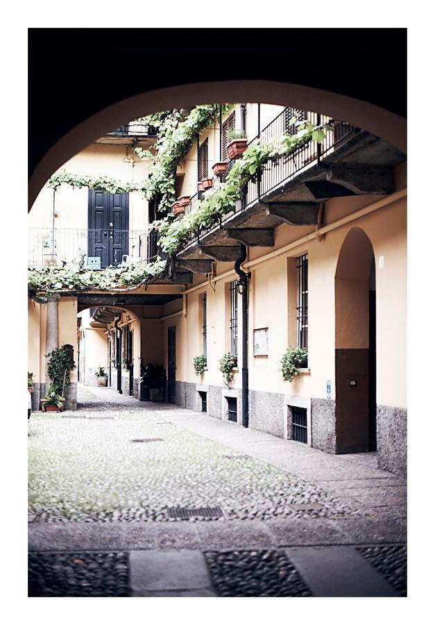 Taking A Walk In The Beating Heart Of Navigli *