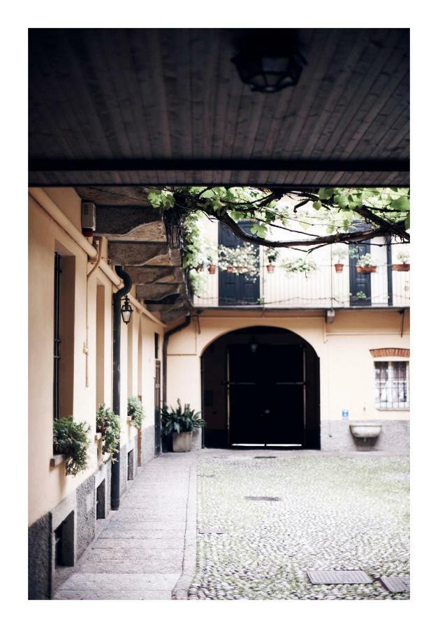 Apartment Taking A Walk In The Beating Heart Of Navigli Milan