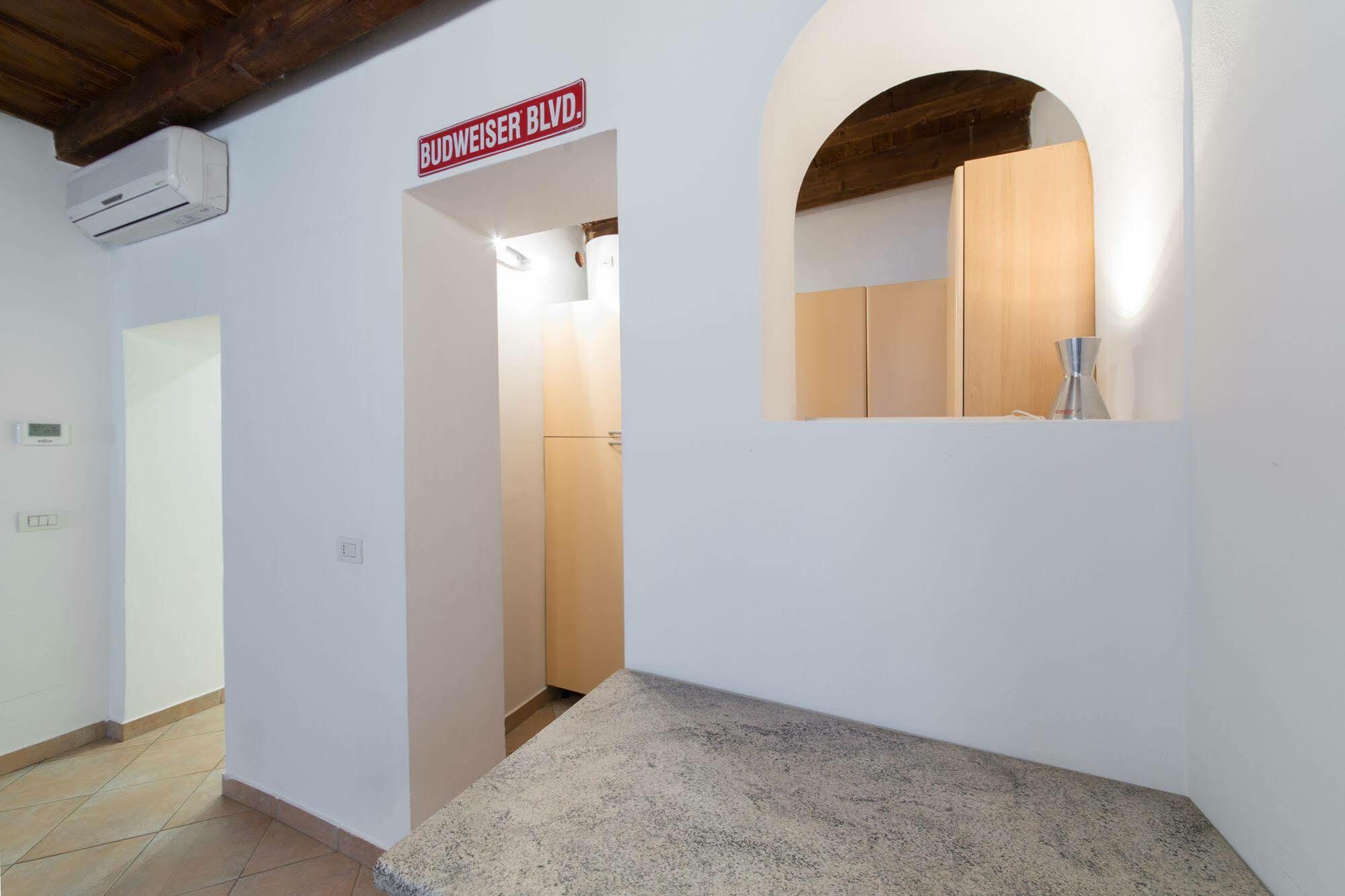 Suitelowcost - San Babila Duomo * Milan