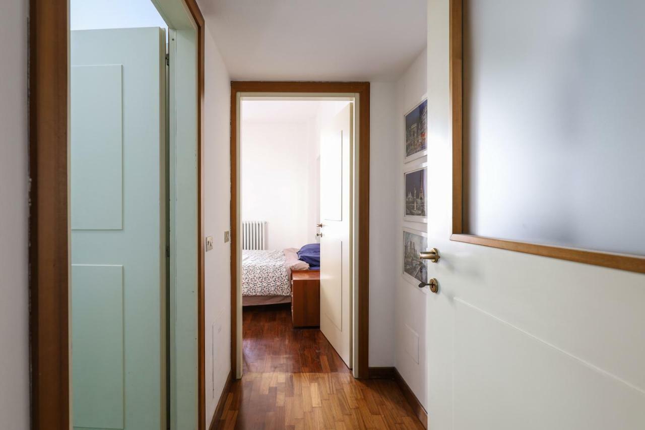 Apartment Ticinese 77 -by Yoof