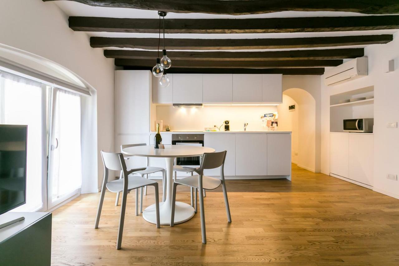 Mortara * Milan