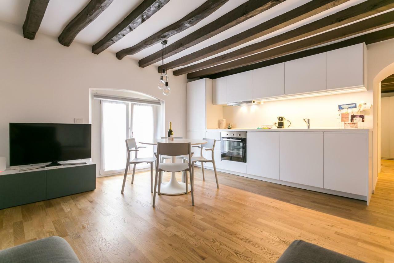 Mortara Apartment Milan