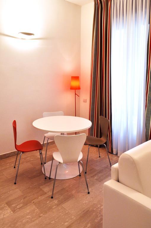Bb Bocconi Milan