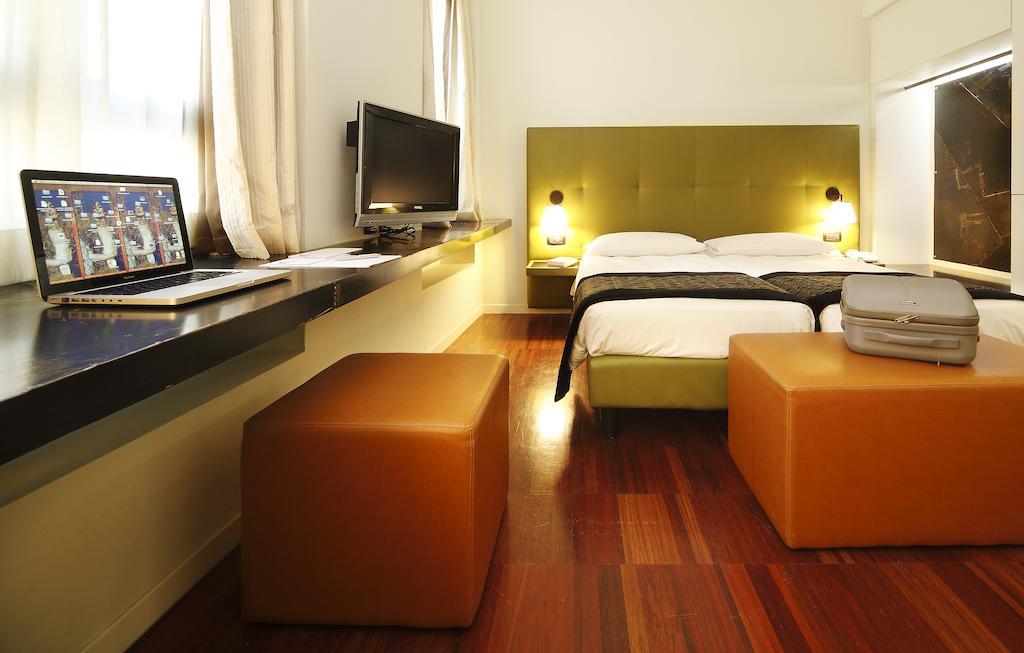 Monopole Hotel Milan