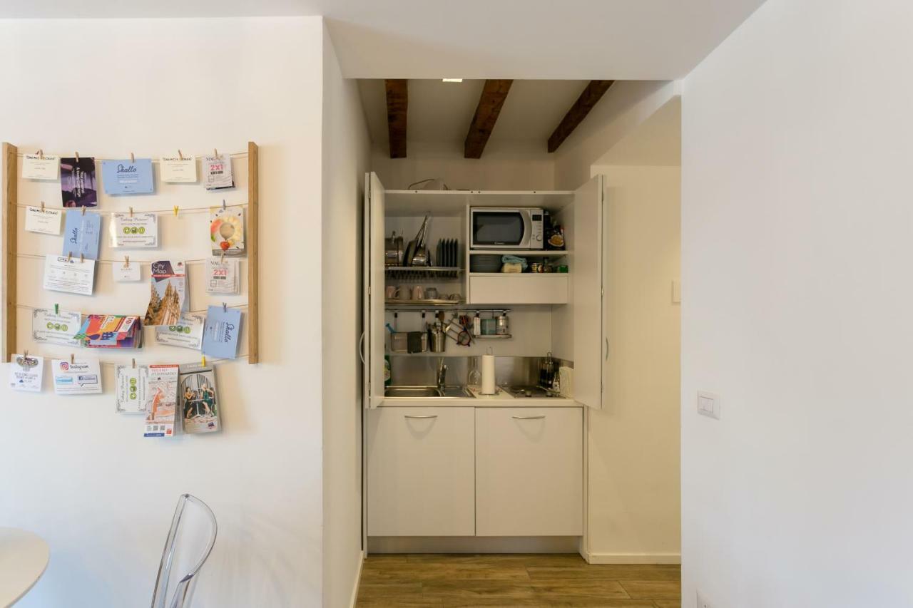 Apartment Porta Genova Milan
