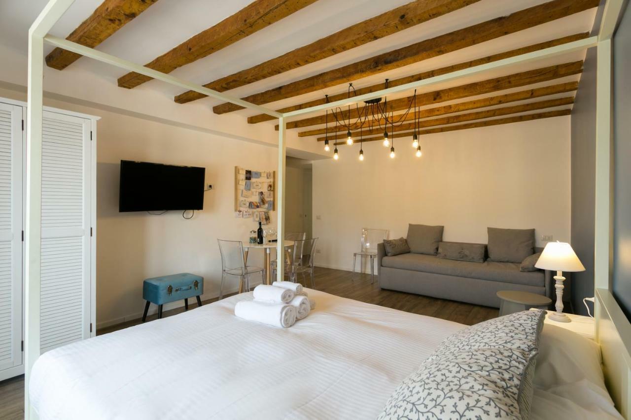 Porta Genova Apartment *