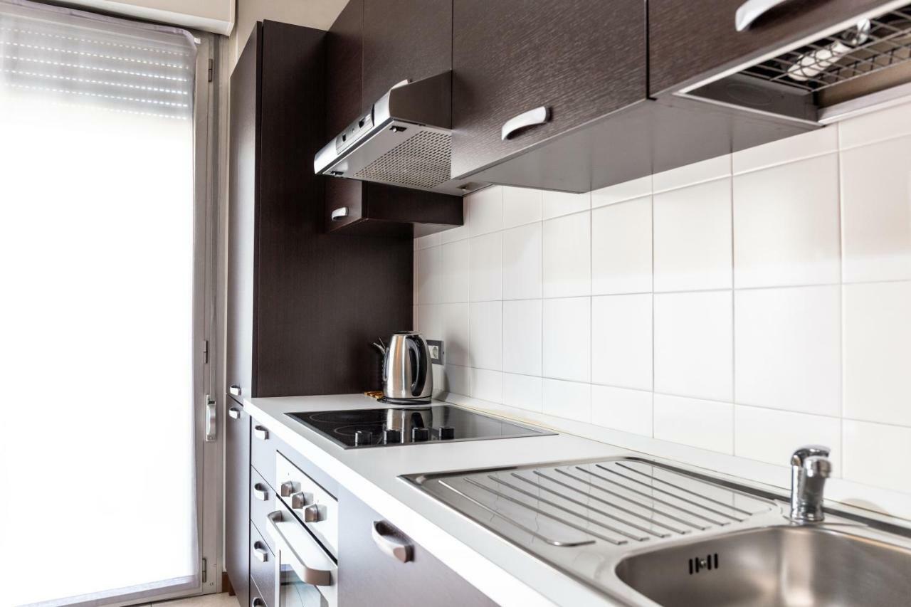 Housing32 Apartment