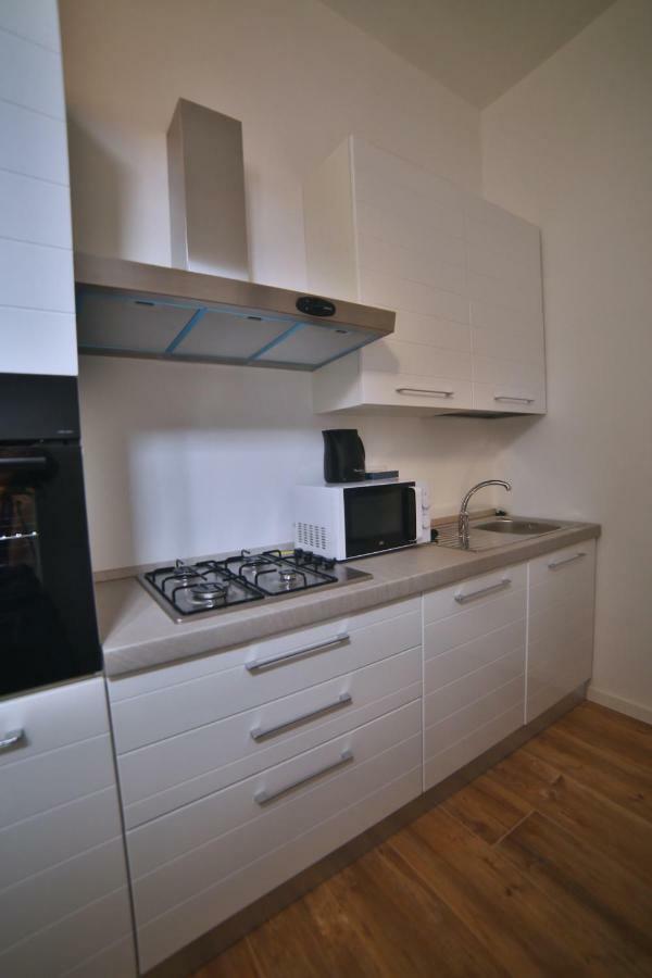 Apartment Garibaldi Fifty Attic Near Duomo *