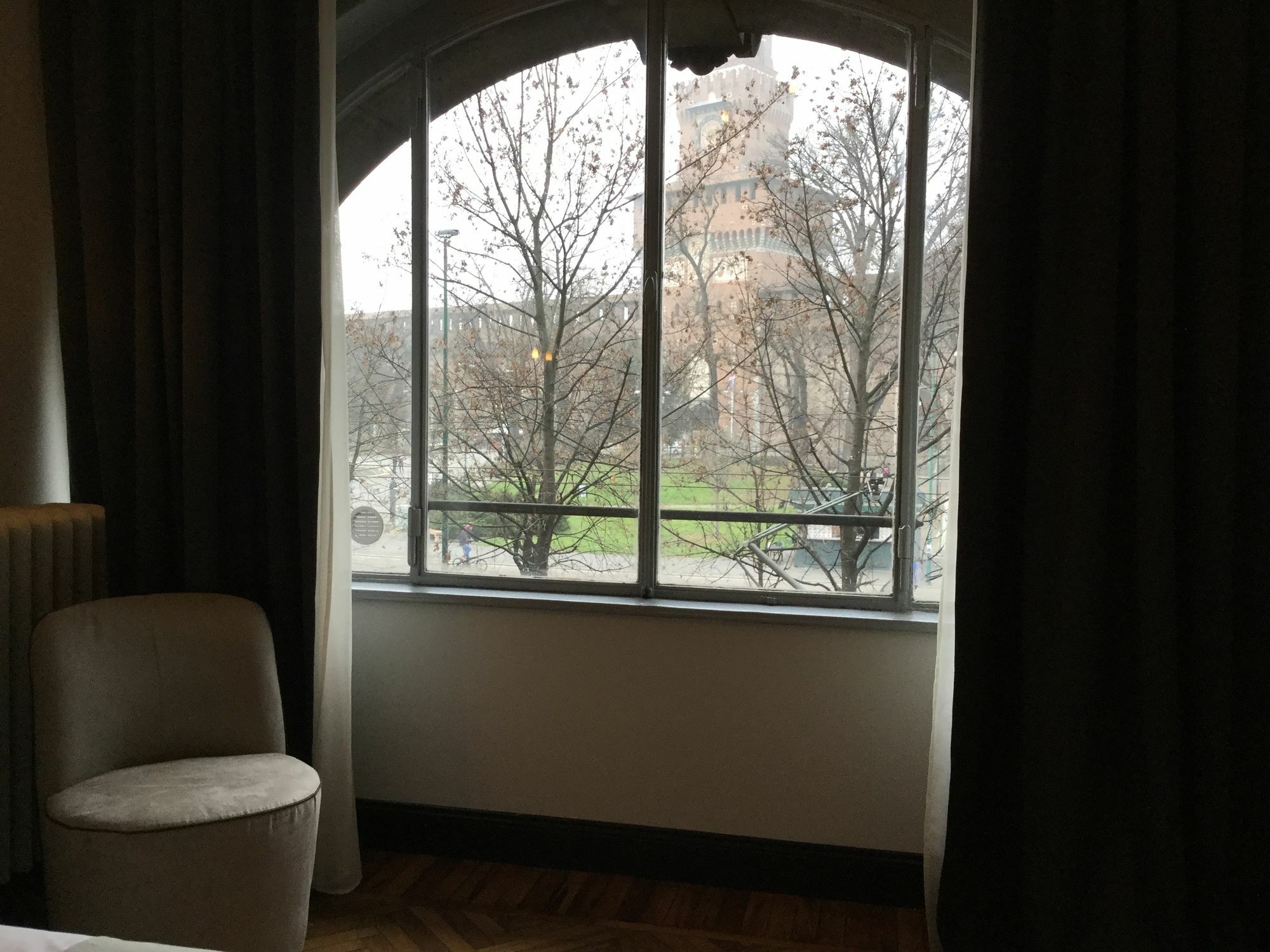 Castello 2* Milano