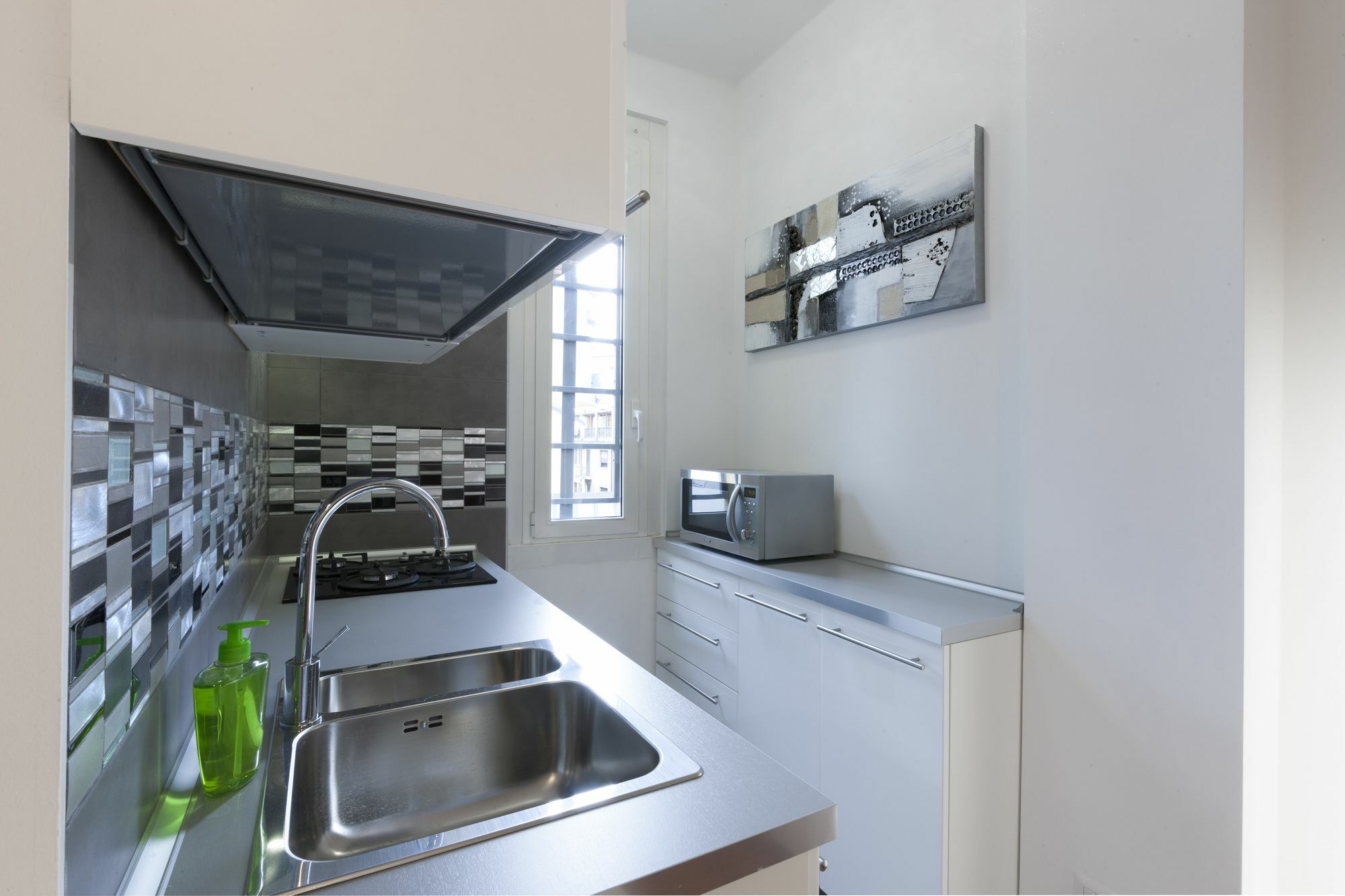 Bright New House Near Navigli District Milan