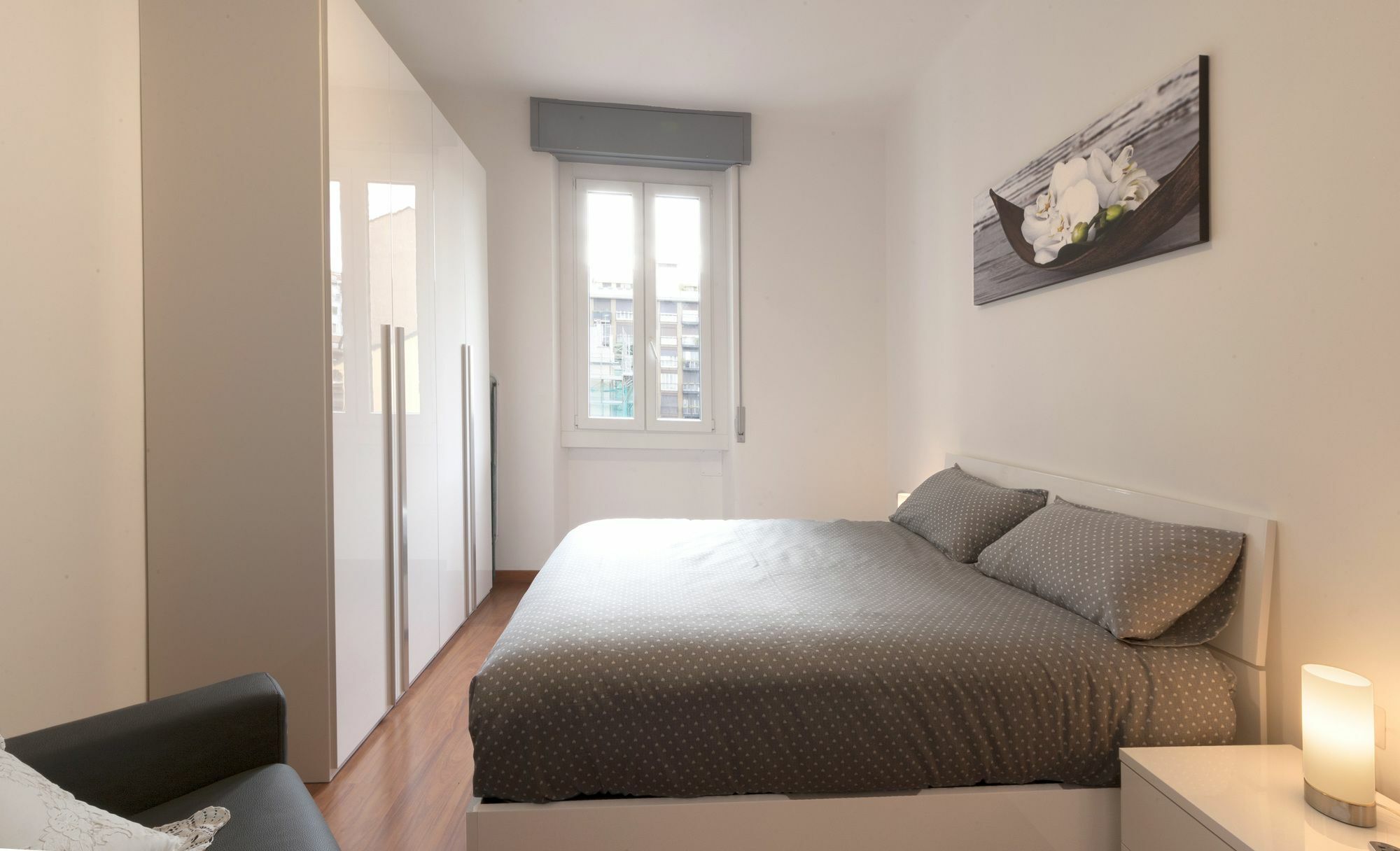 Bright New House Near Navigli District Apartment *