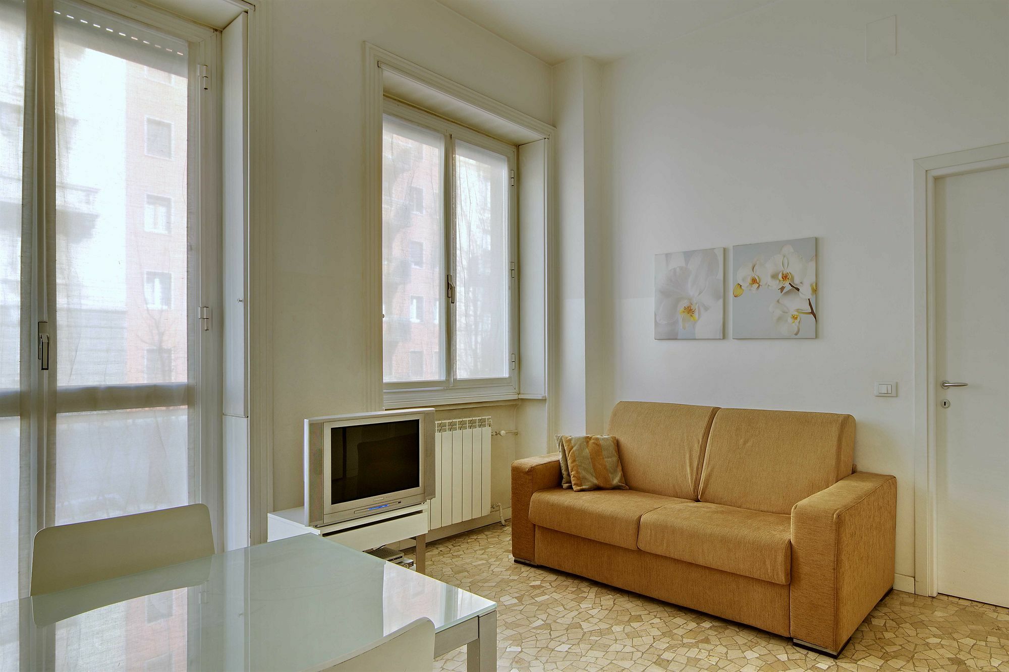 Milan Apartment Rental * Milan