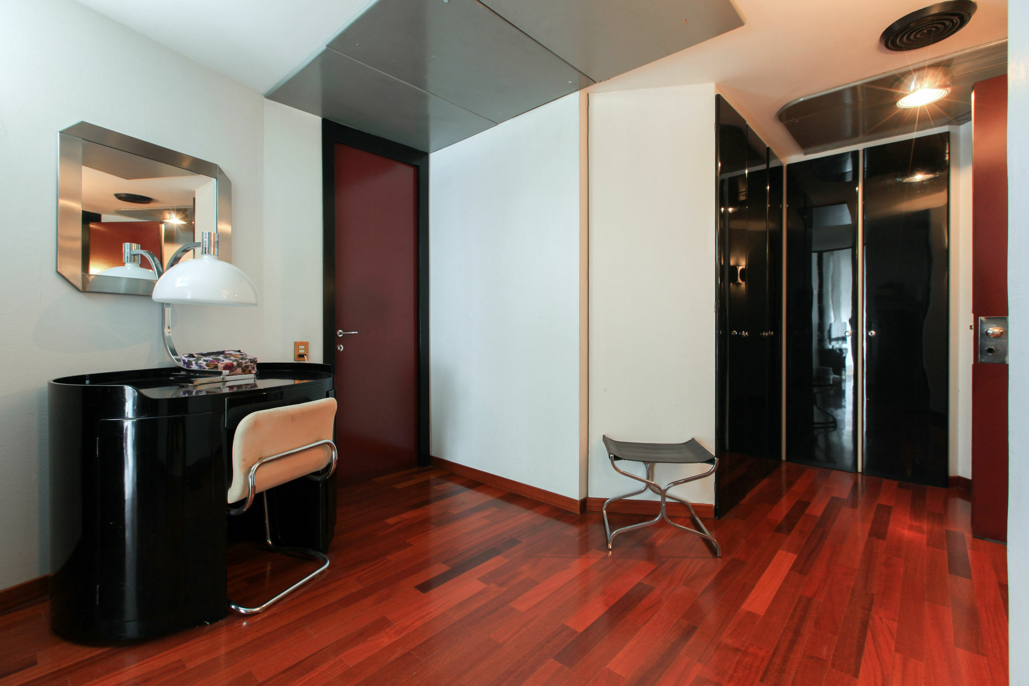 Vip's Apartment