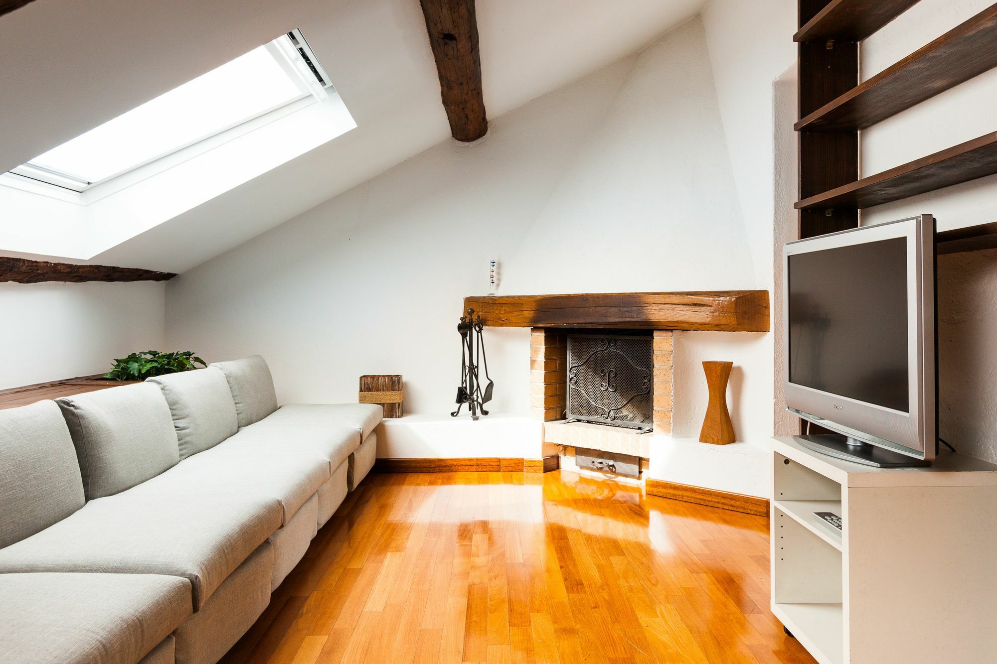 Easyhomes - Corso Maroncelli Milão