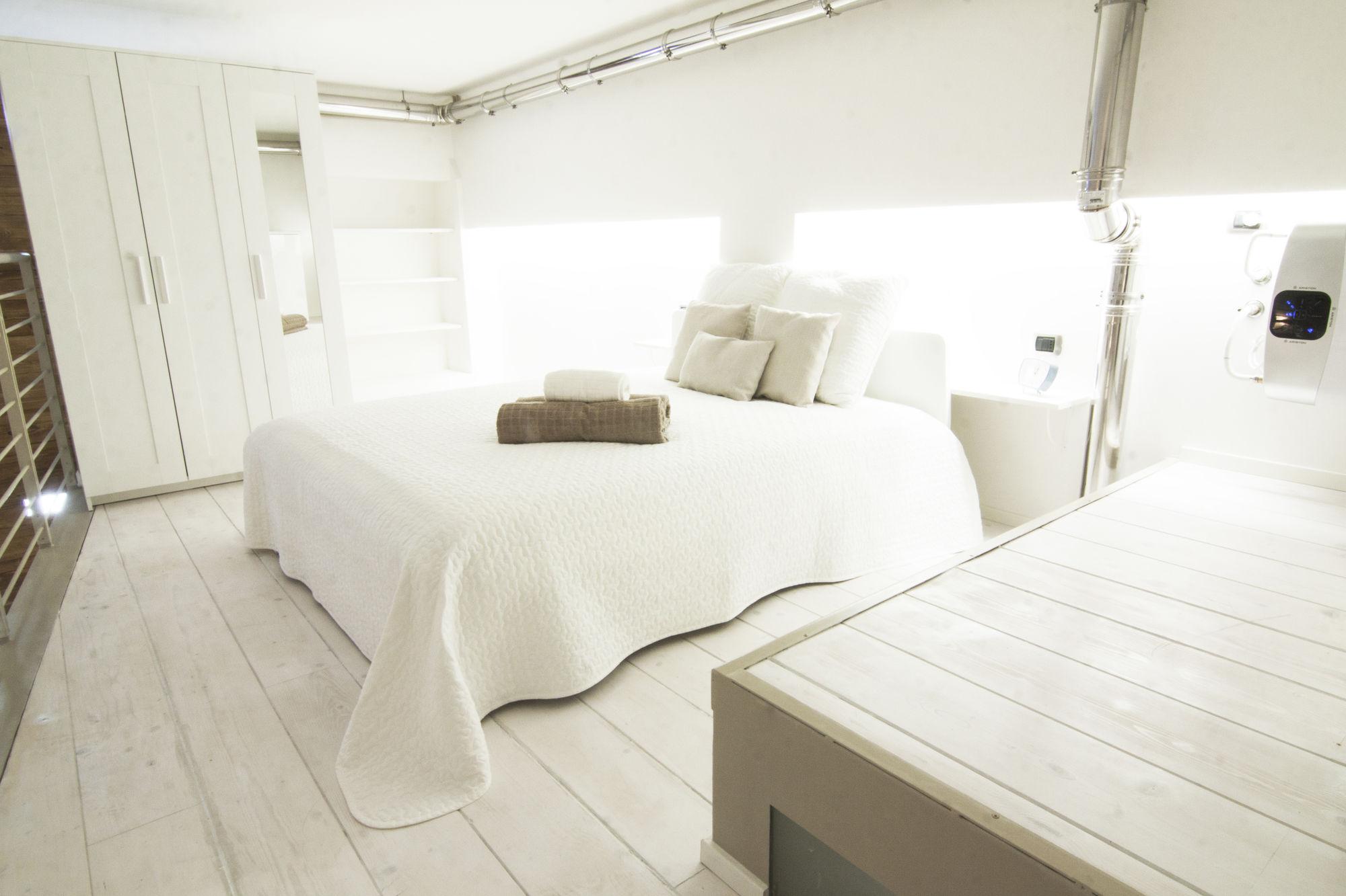 Alessia's Flat - Mac Mahon Milano